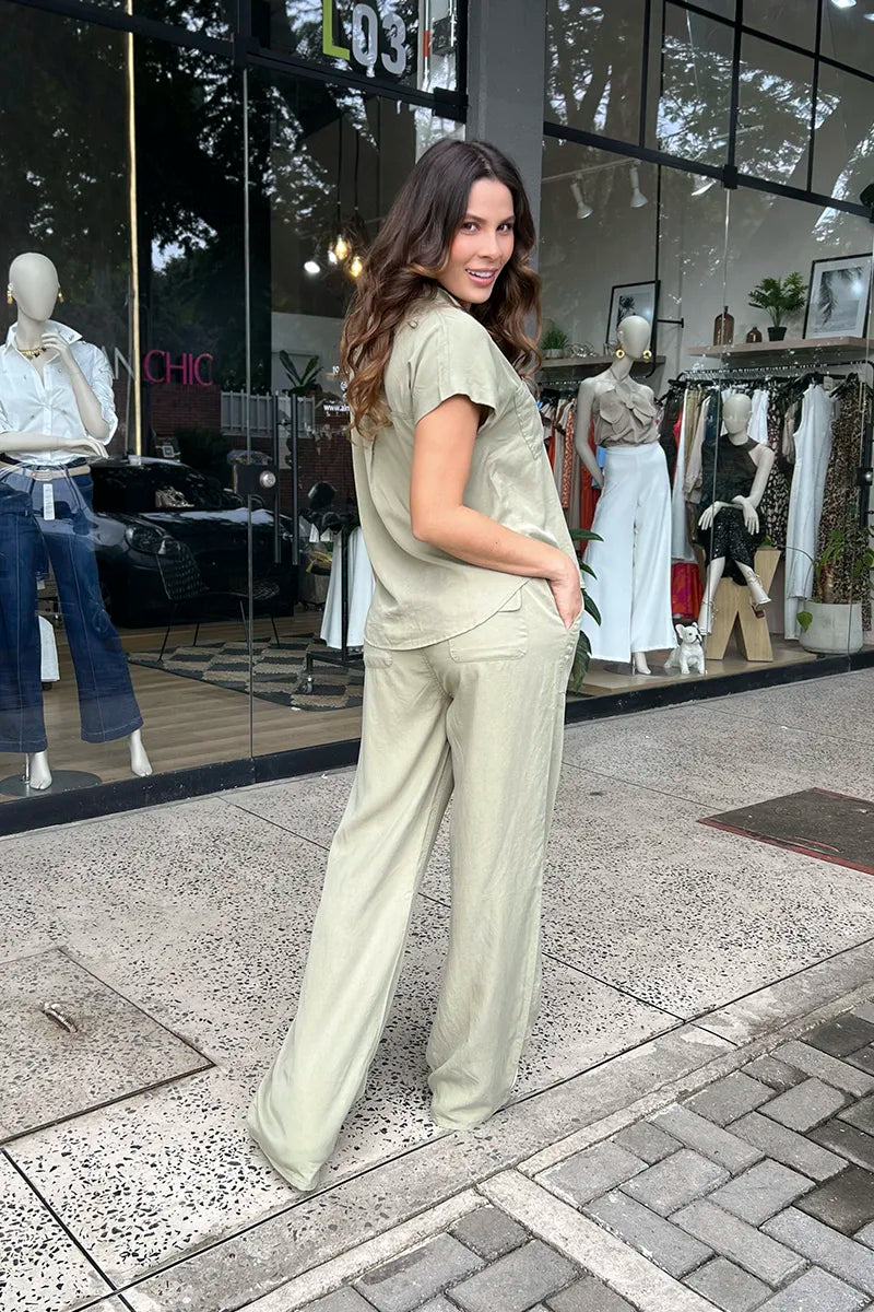 Pantalón en tencel resortado