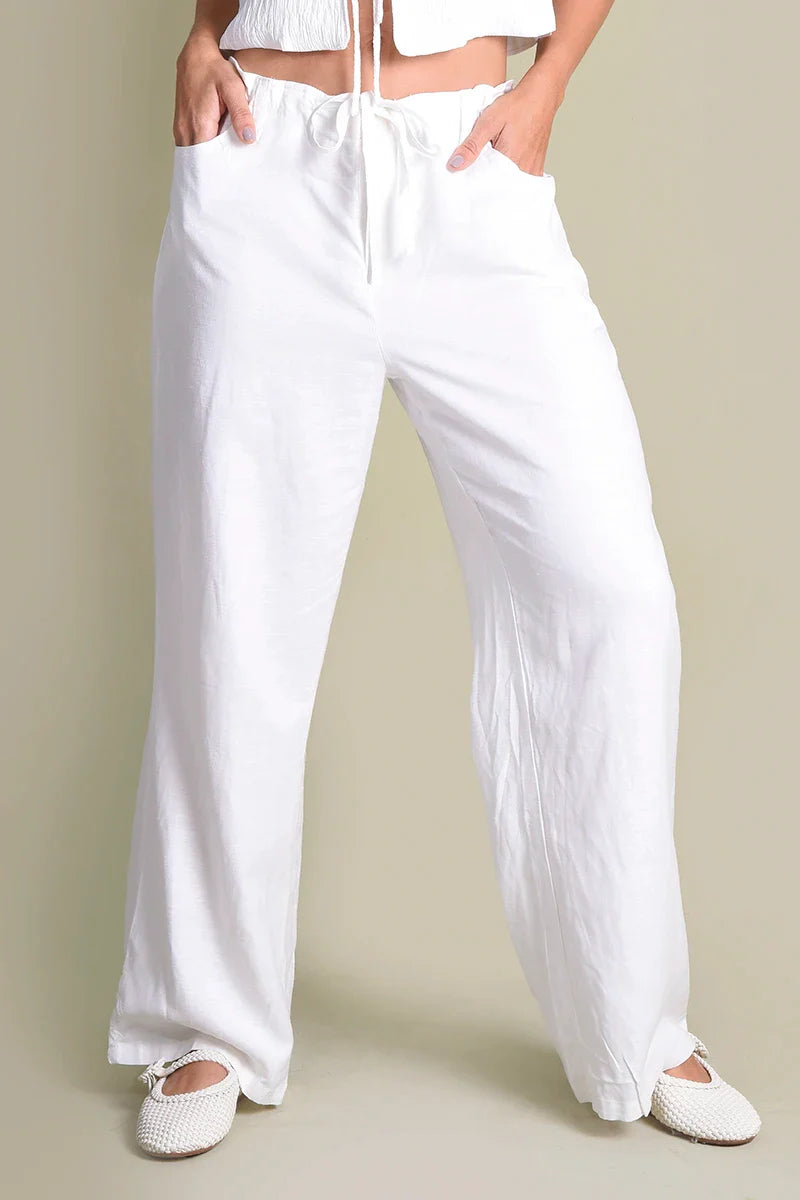 Pantalón con cintura resotada en lino